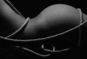 Bezpieczne praktyki BDSM – Przewodnik dla początkujących